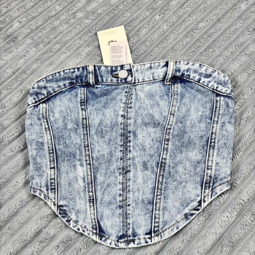 Sincerely Jules NWT Women's Sleeveless Acid Wash Denim Crop‎ Top - Picture 4 of 9